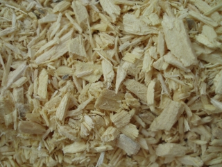 Quassiové dřevo řez. (50g)