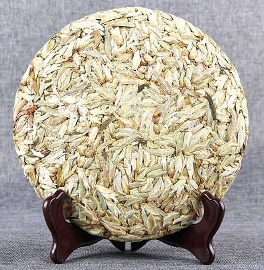 2020 Yunbai Ancient Tree Golden Tea Cloud White Beauty bílý koláč 357g