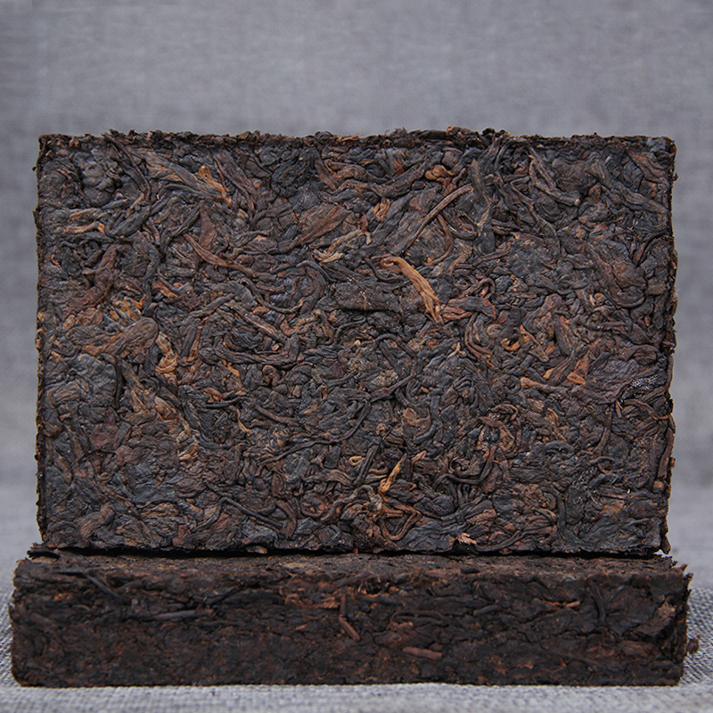 2012 Yunnan Shaqingmao  Palace ripe puer brick 4x250g