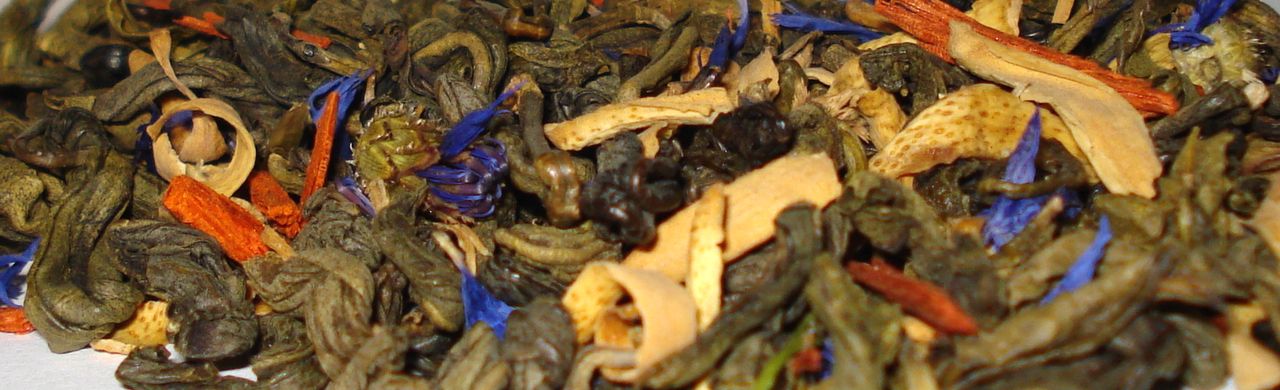 Květ pomeranče, chrpy a santal (100g)